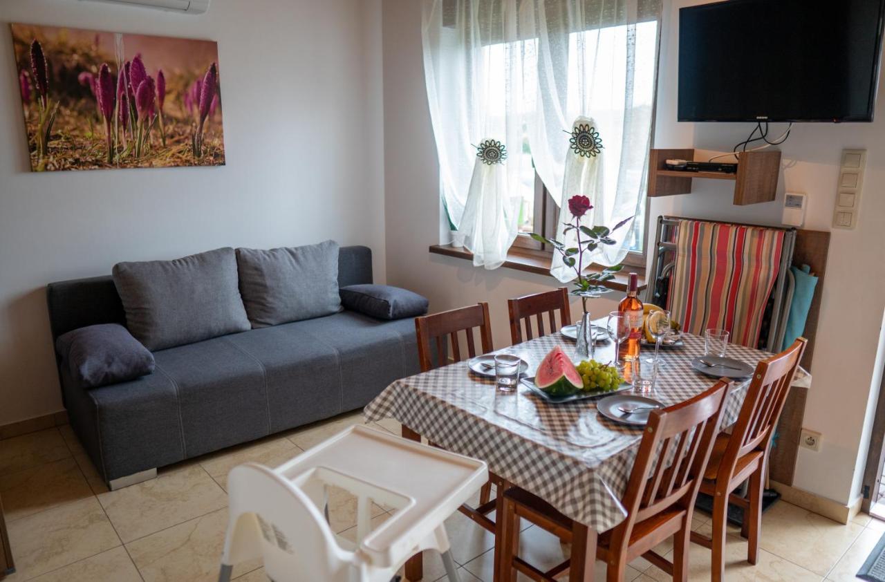 Amelia Apartamenty Sianozety Kültér fotó