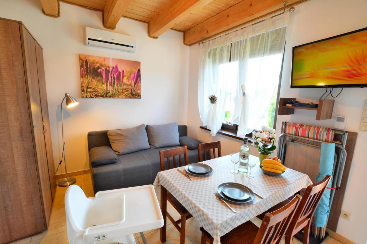 Amelia Apartamenty Sianozety Kültér fotó